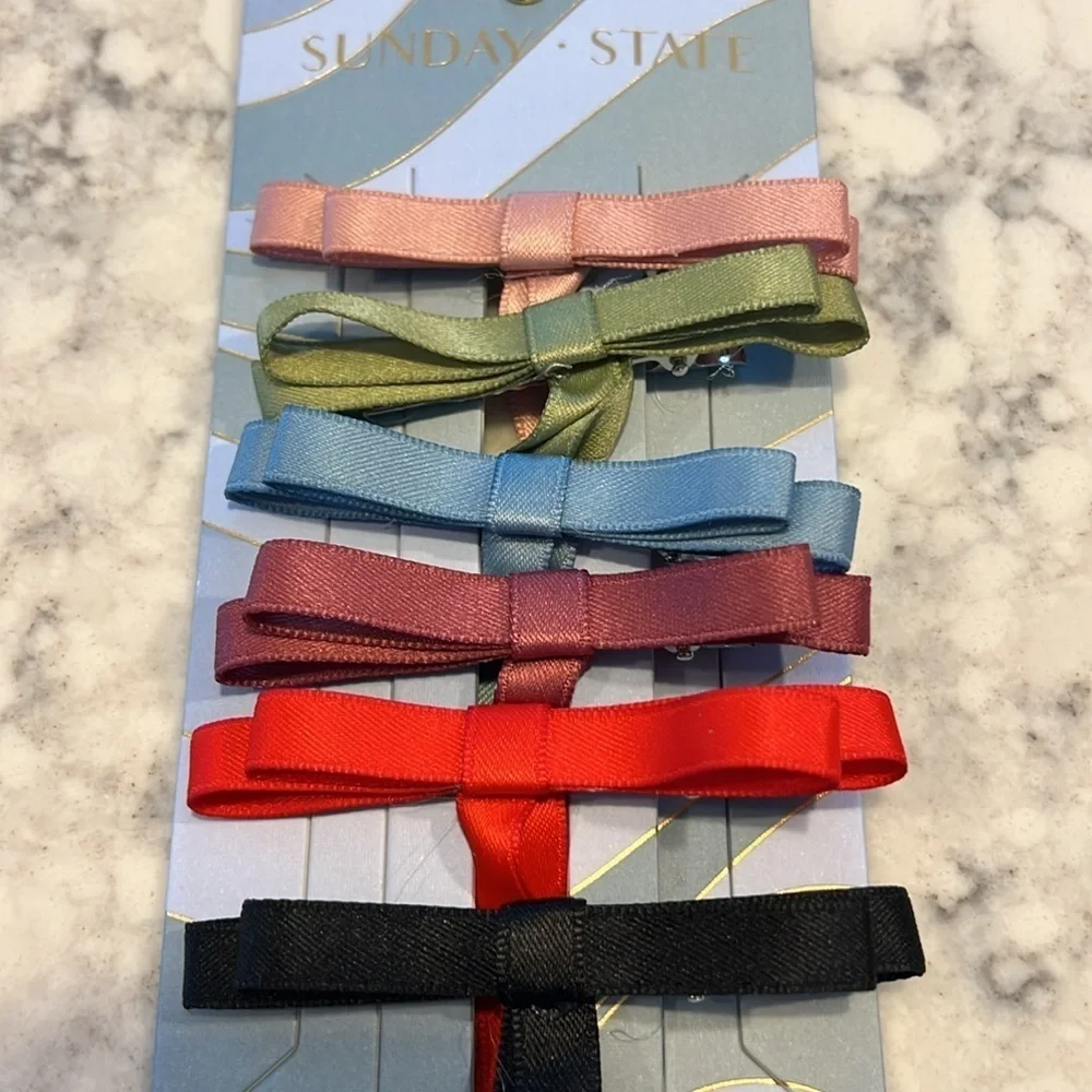 NWT Sunday State  set of 6 Hair clips bows ribbons